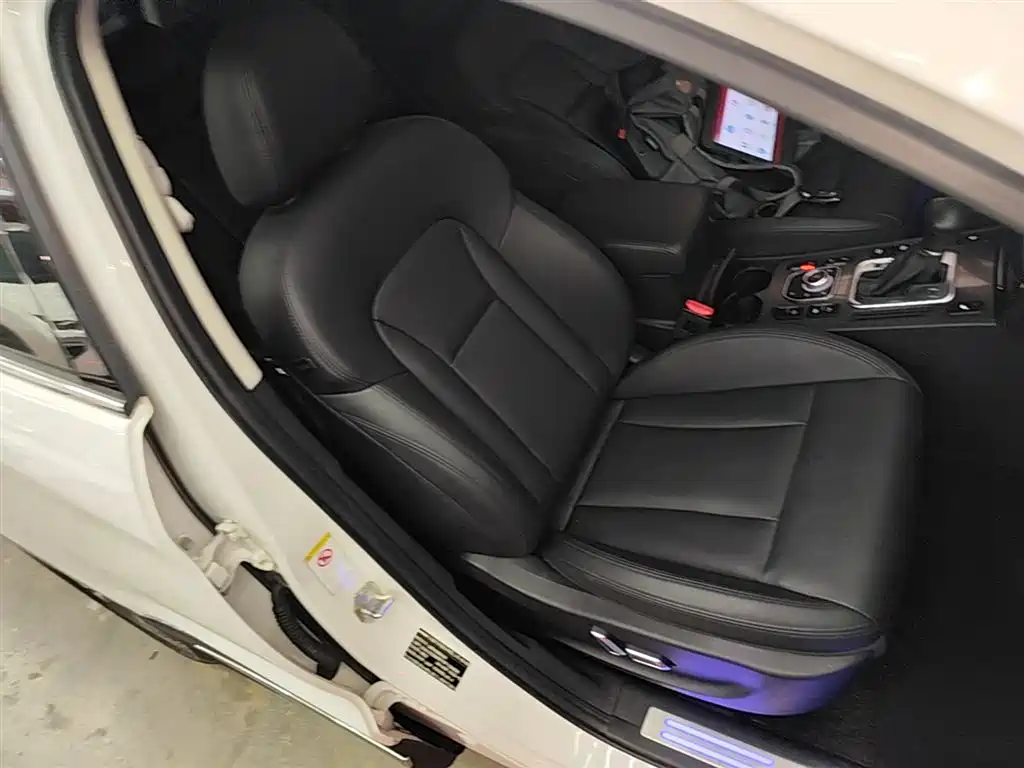 Haval H6 Coupe 2015 Model Blue Label 2.0T Automatic 2WD Elite фото 25
