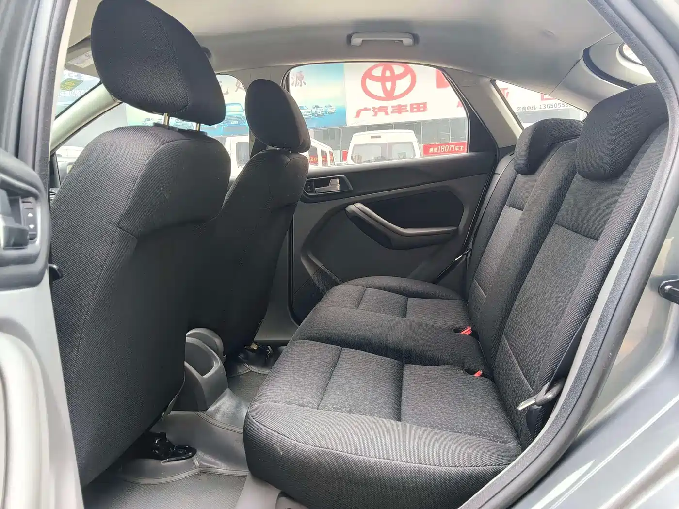 Photo 5 - Ford Focus