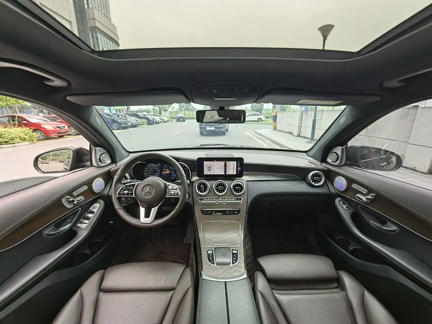 Mercedes-Benz GLC 2022 Model GLC 260 L 4MATIC Luxury Edition фото 13