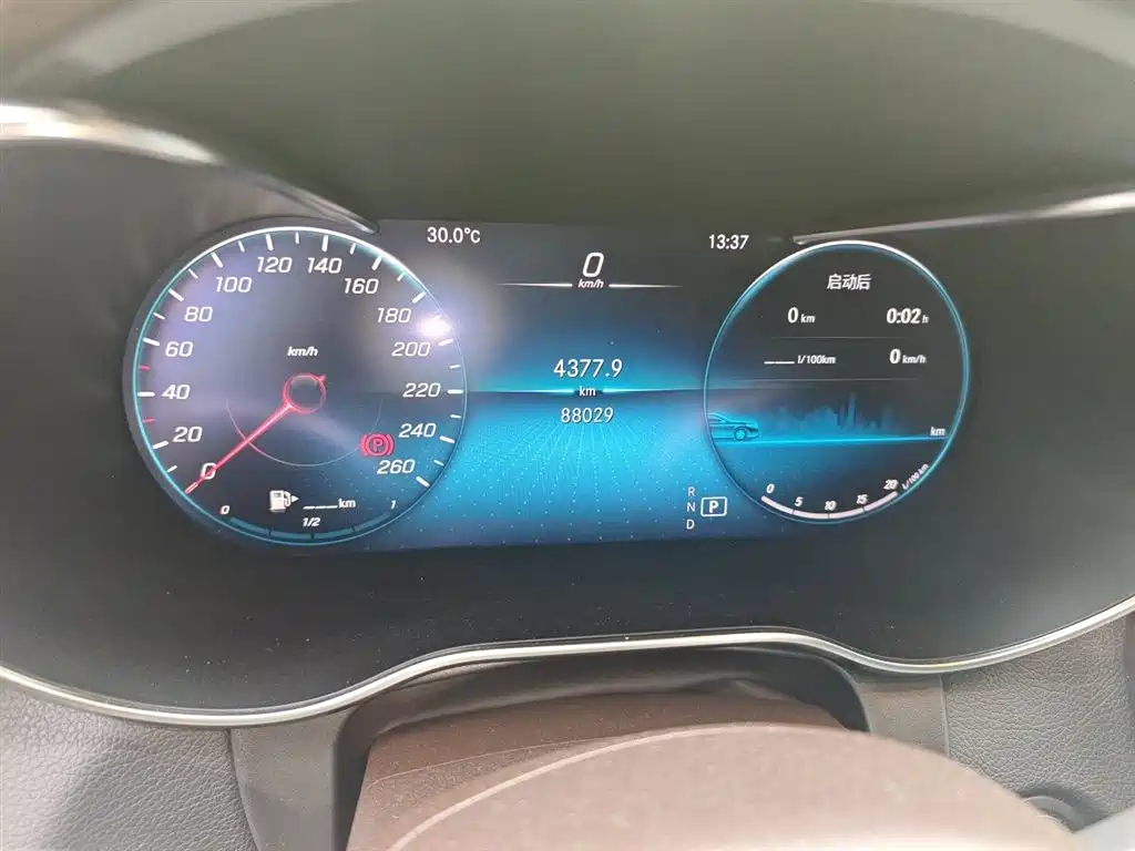 Mercedes-Benz GLC 2020 Facelift GLC 300 L 4MATIC Dynamic фото 5