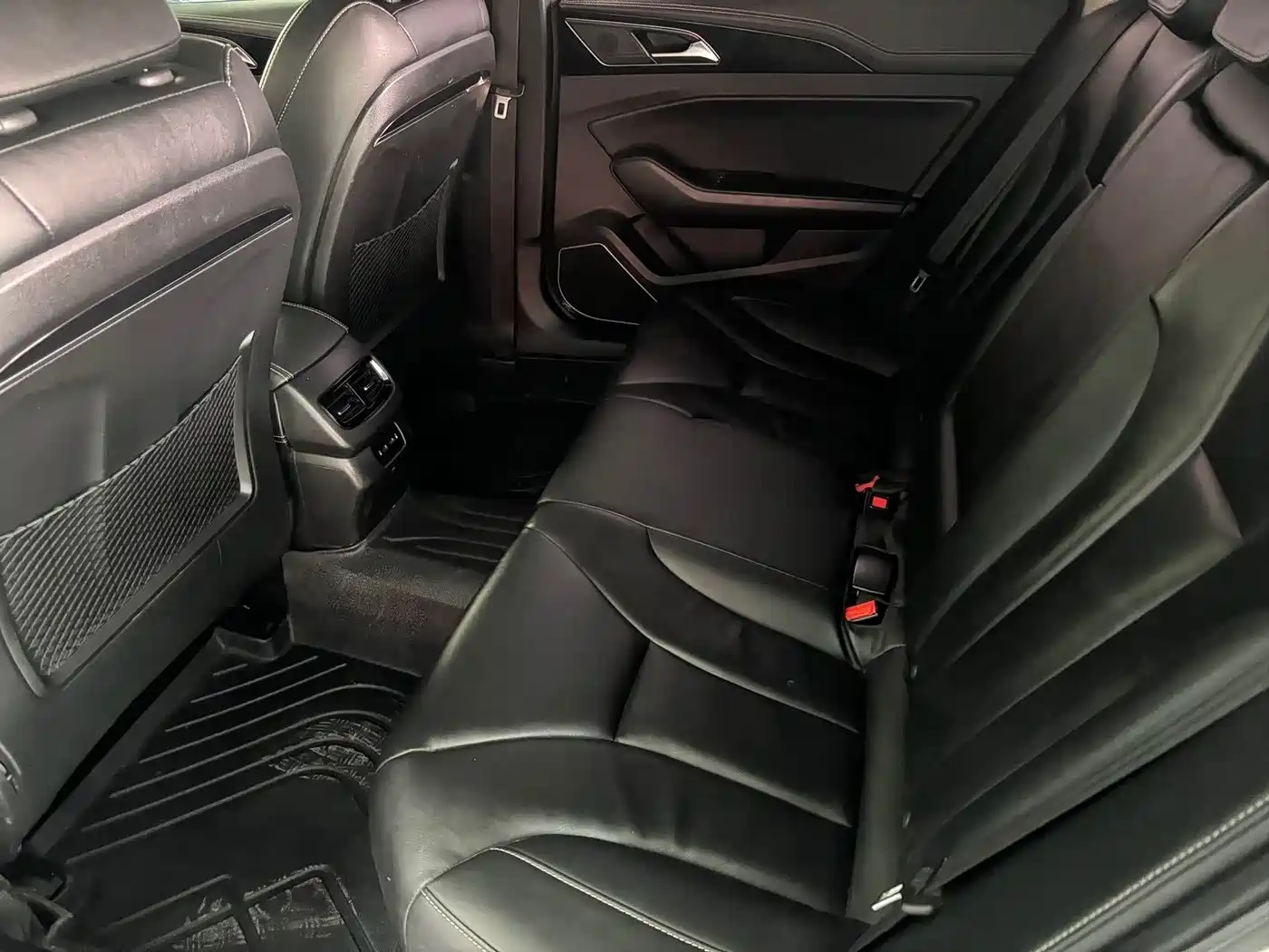 Hongqi H5 2019 30TD Style Edition фото 14