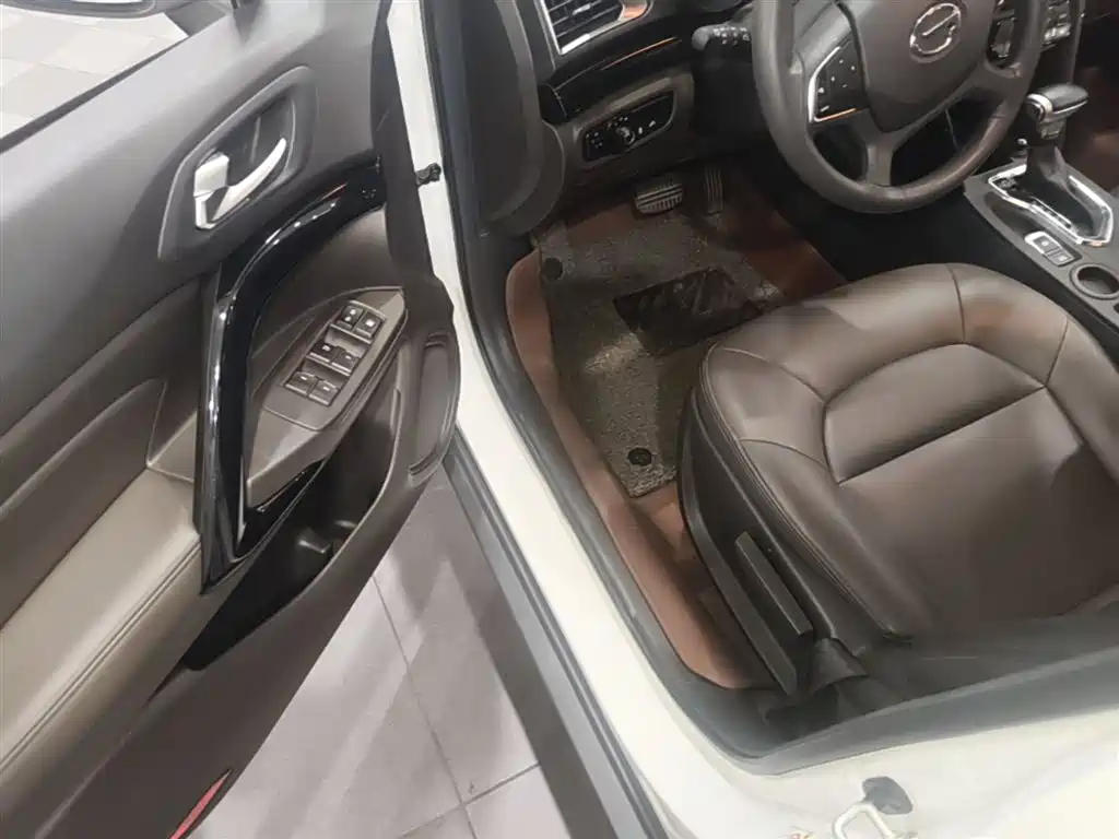 GAC Trumpchi Trumpchi GS4 2017 235T Automatic 2WD Elite фото 16