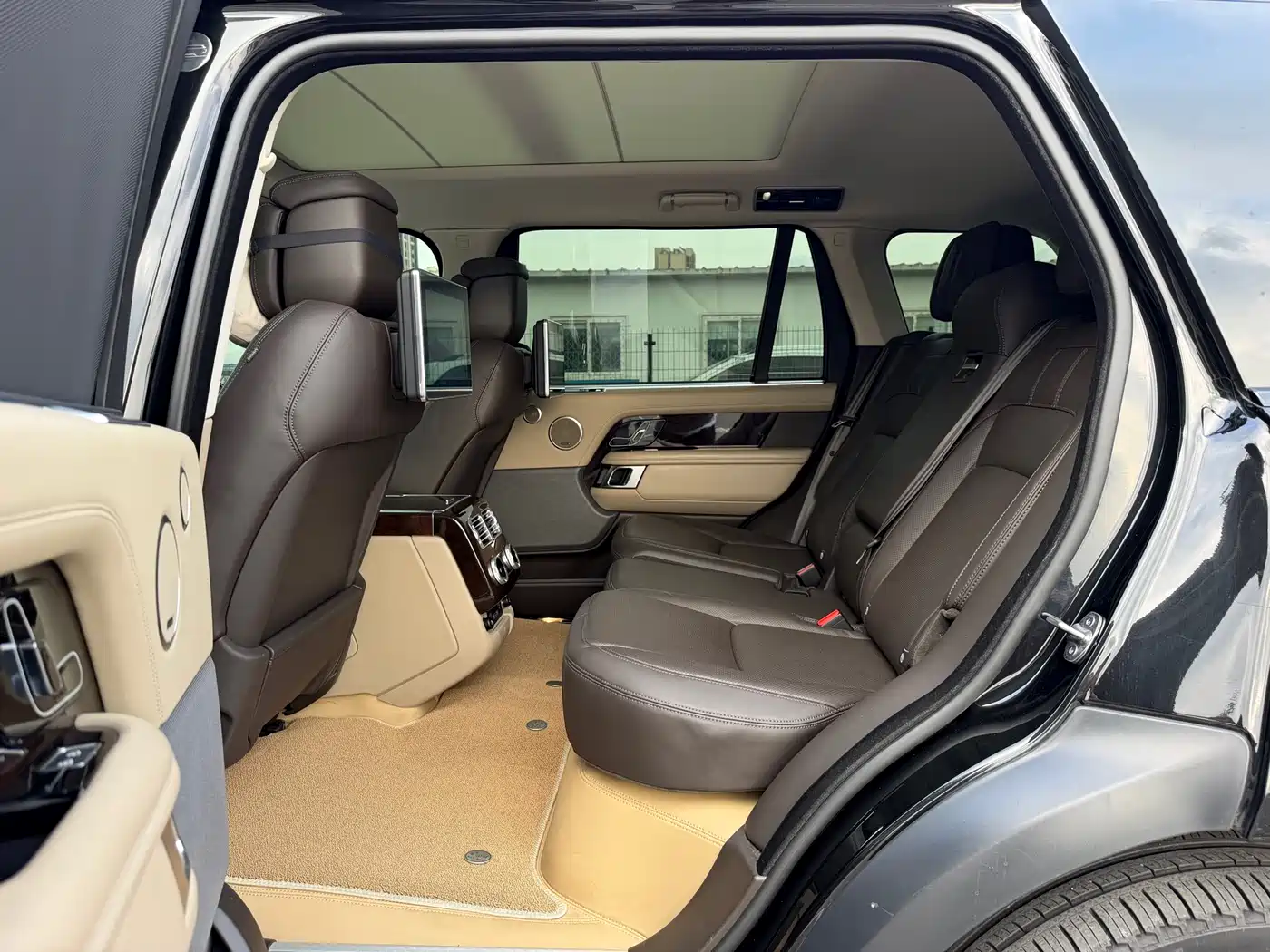 LAND ROVER RANGE ROVER