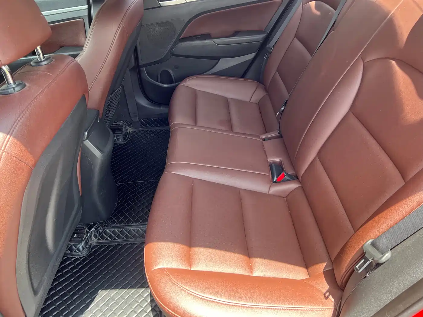 Hyundai Elantra 2016 Model 1.6L Automatic Smart Elite фото 5