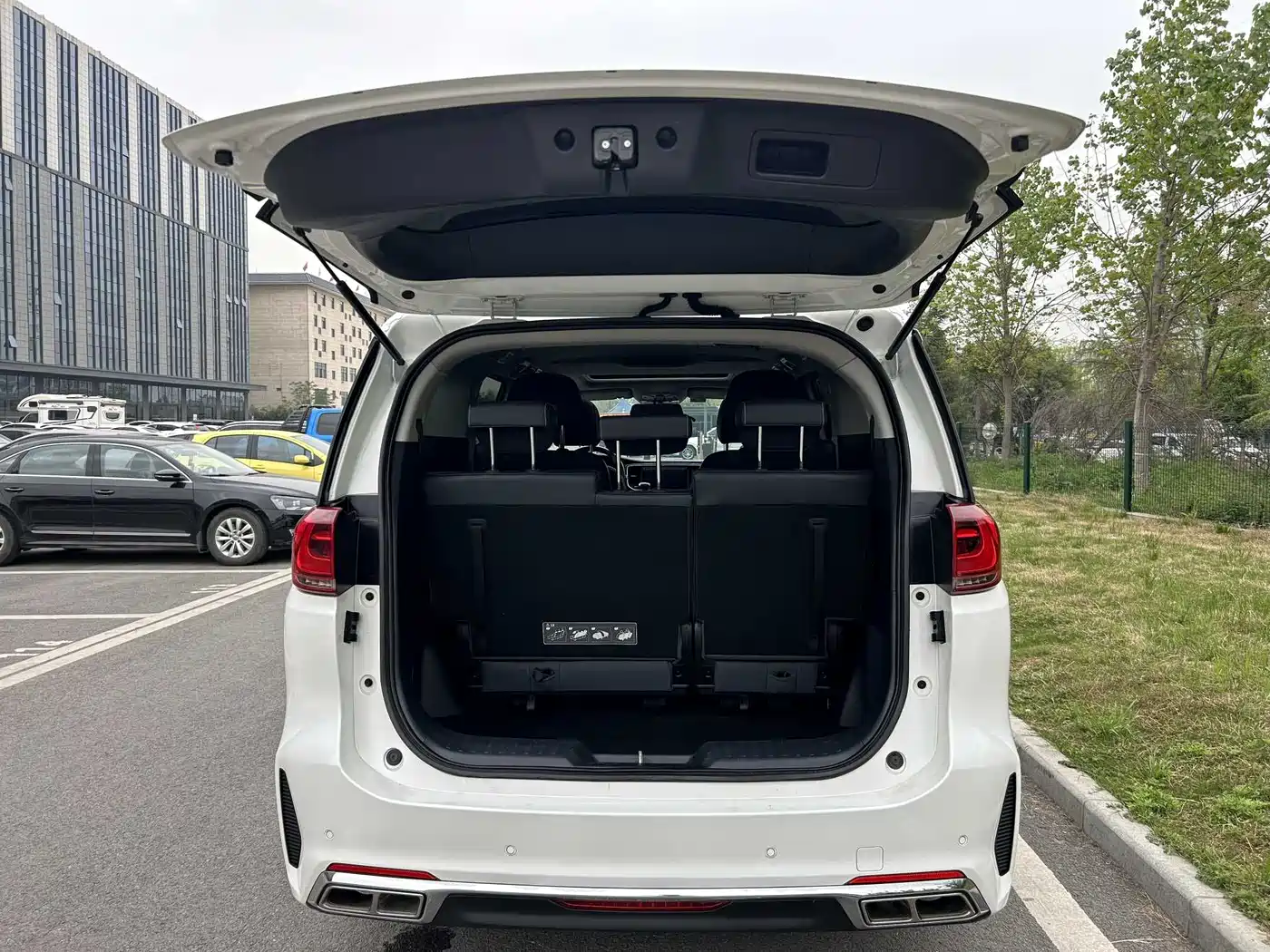 GAC Trumpchi Trumpchi M8 2020 Pilot 390T Premium Edition фото 13
