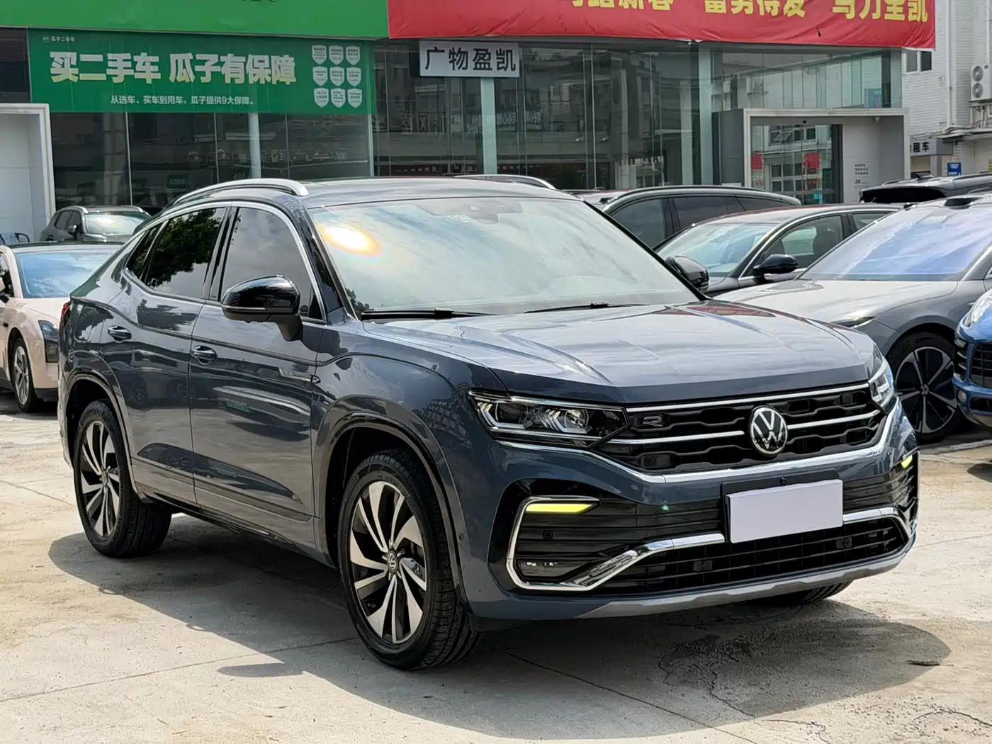 Фото 3 - Volkswagen Tayron X