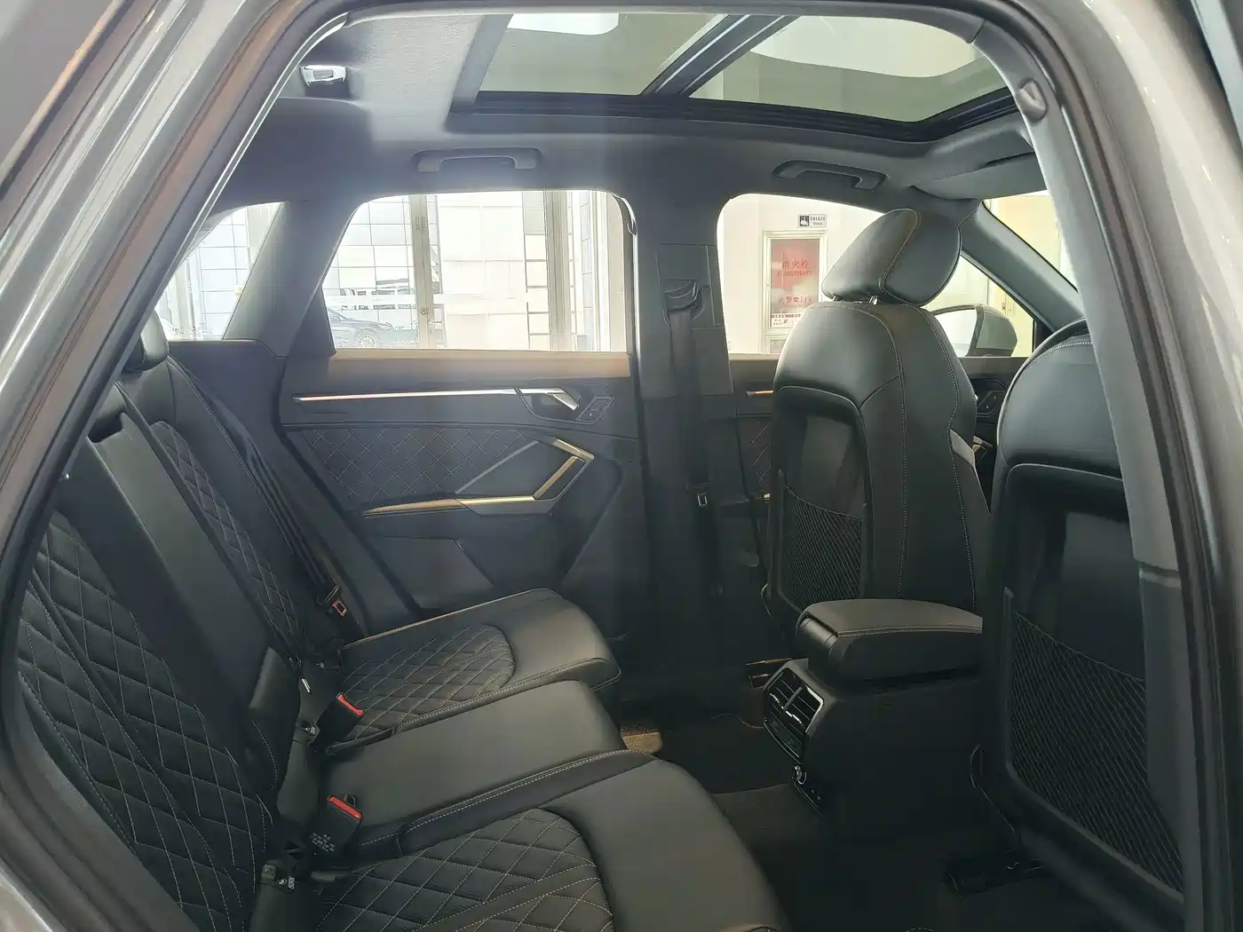 Audi Q3 2025 2024 40 TFSI Fashion Sport
