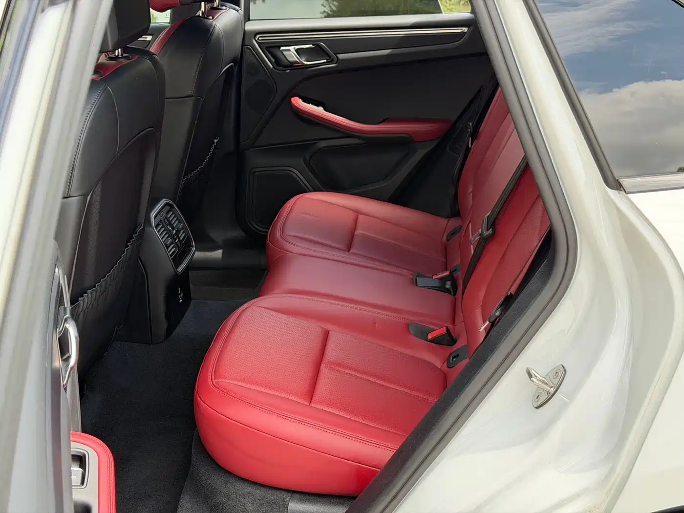 Porsche Macan 2023 Macan 2.0T фото 7