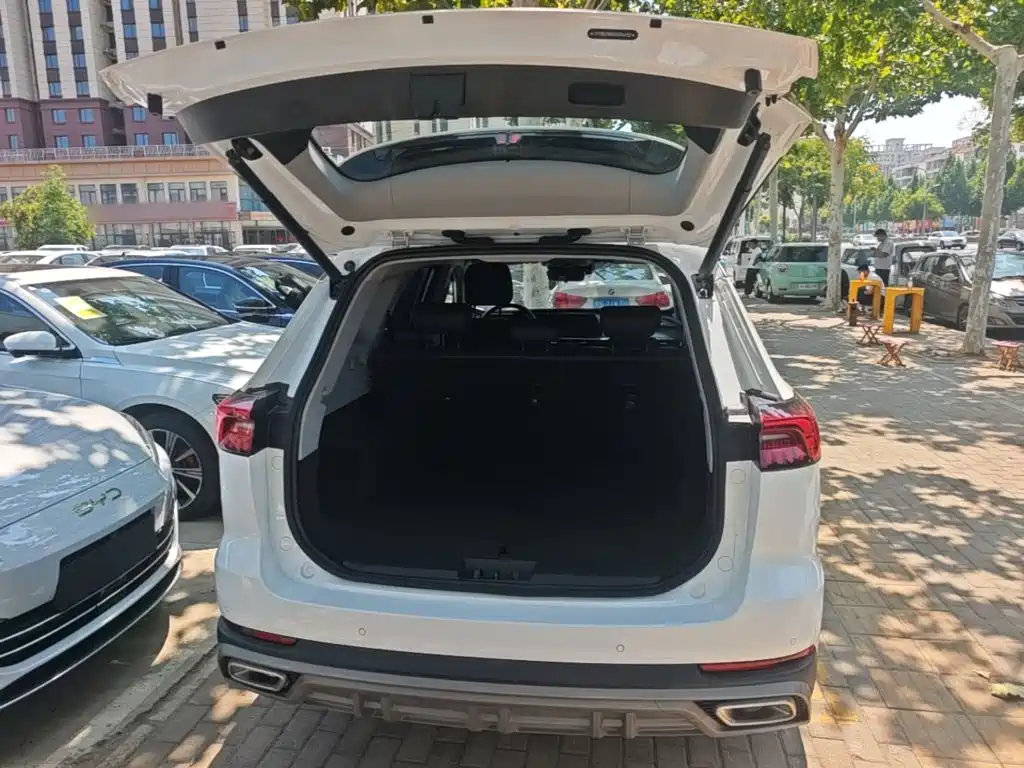 Chery Tiggo 8 PRO 2025 2025 290T 2WD Luxury Edition