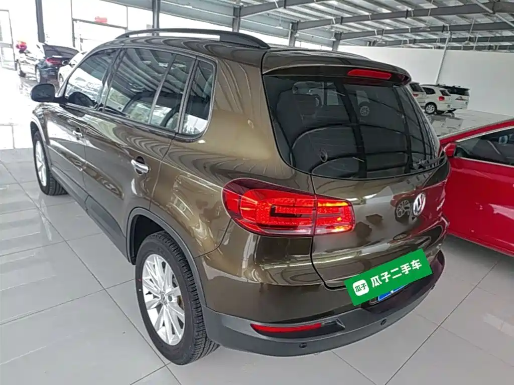 Volkswagen Tiguan 2015 1.8TSI Automatic 2WD Comfortline фото 5