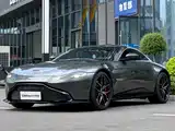 Фото 1 - Aston Martin Vantage
