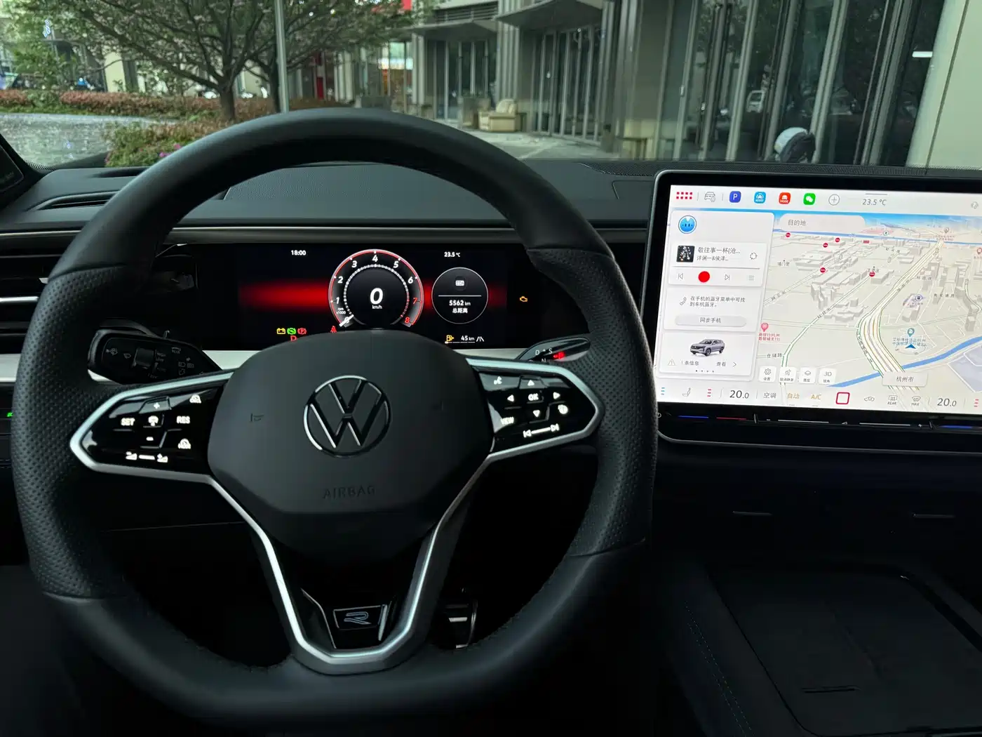 Volkswagen Teramont 2025 Teramont Pro 450TSI 4WD Summit Edition фото 22