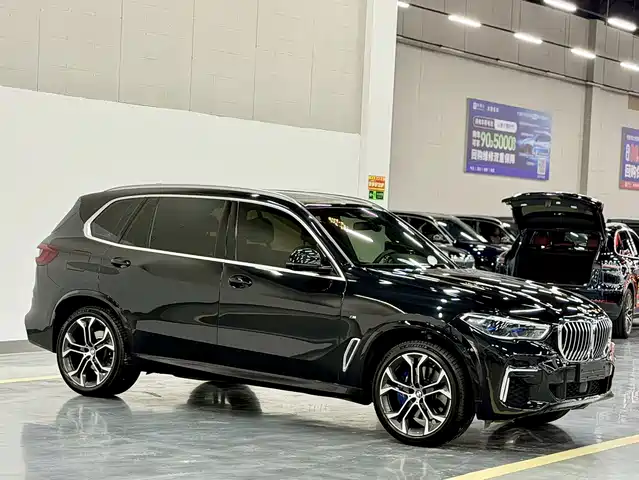 BMW X5 2022 Facelift xDrive 40Li Premium M Sport Package — фото 1