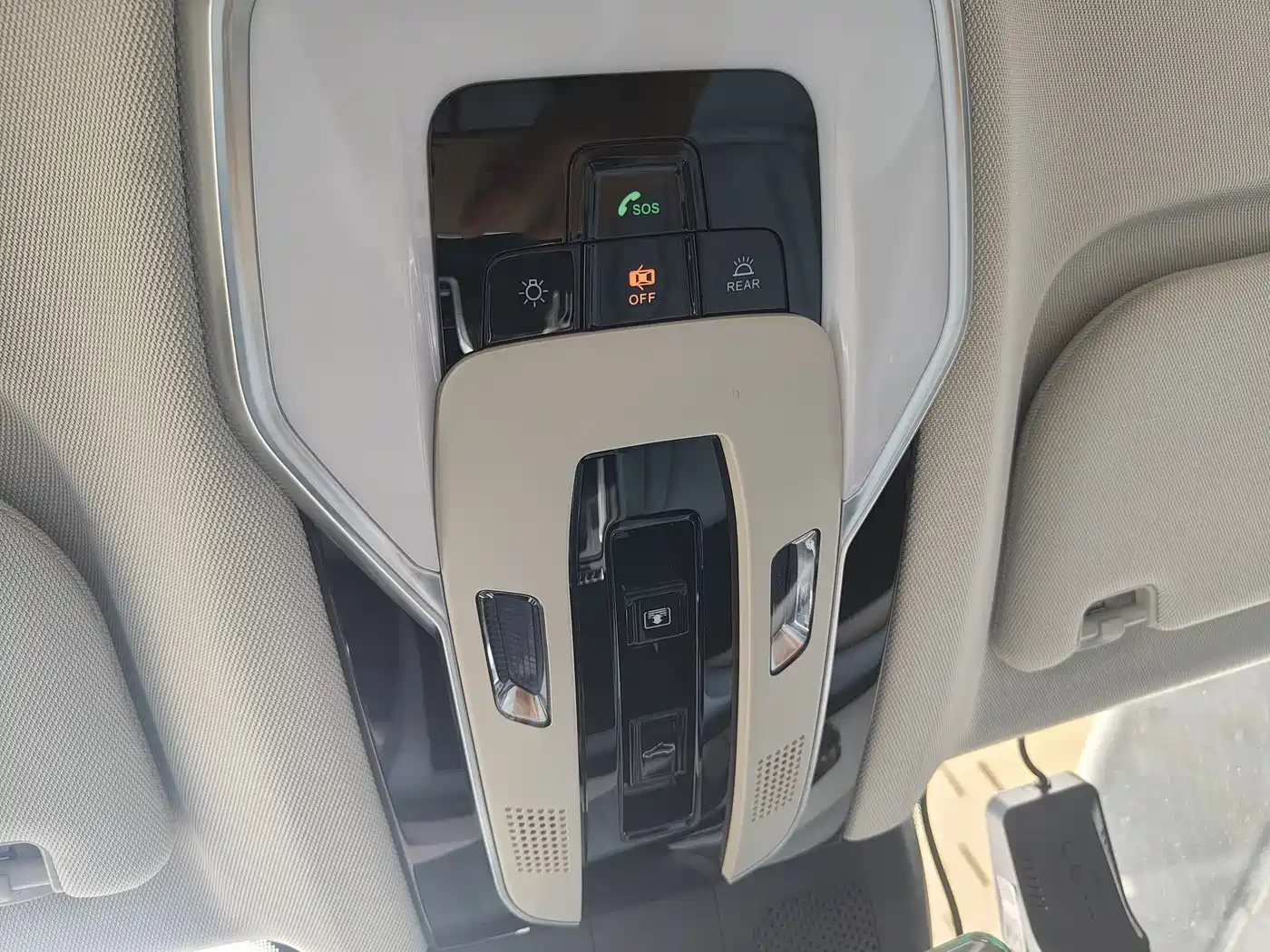 Hongqi H5 PHEV 2025 170 Super Hybrid Edition фото 24
