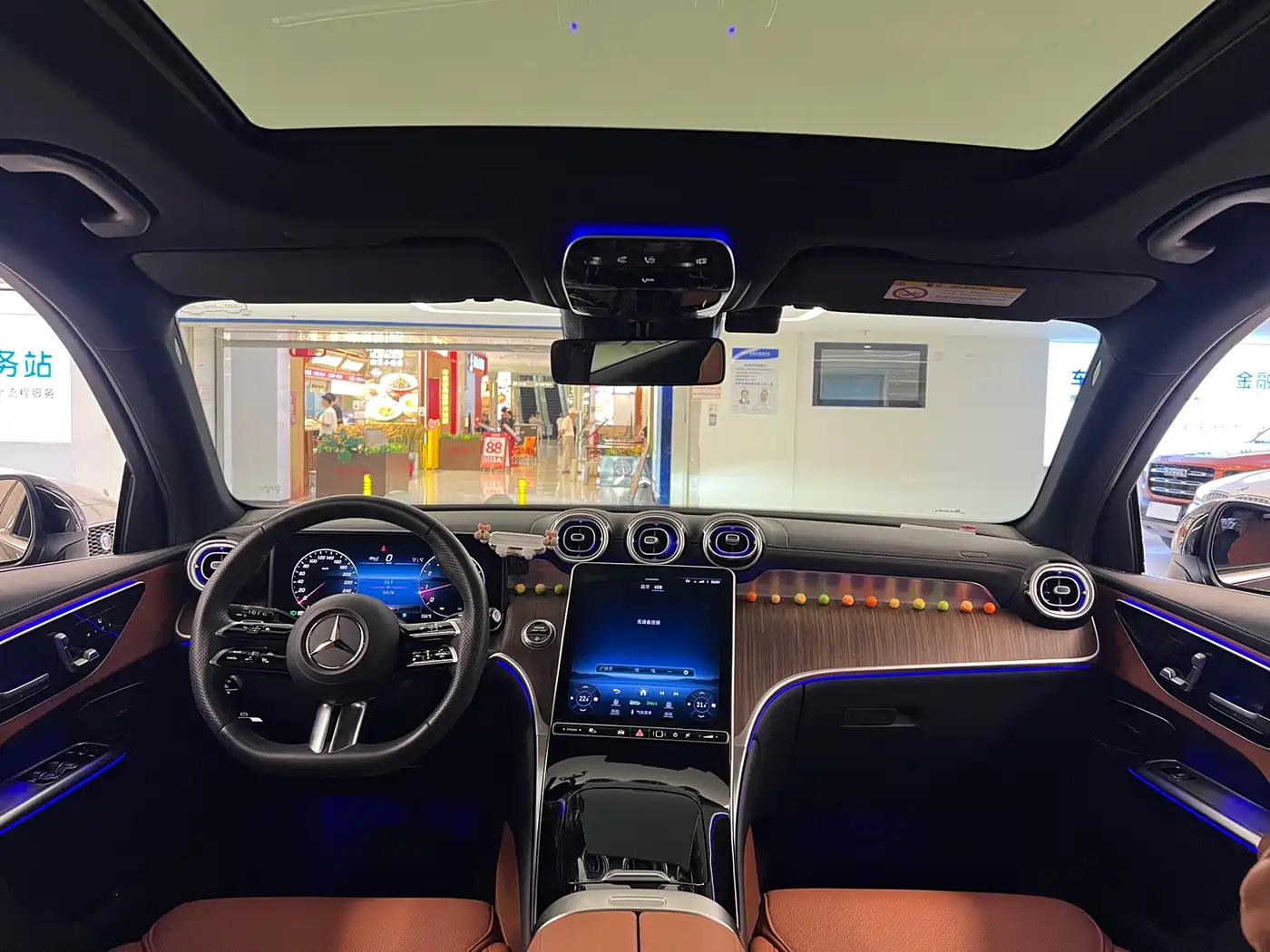 Mercedes-Benz GLC 2024 GLC 300 L 4MATIC Dynamic 5-seater фото 19