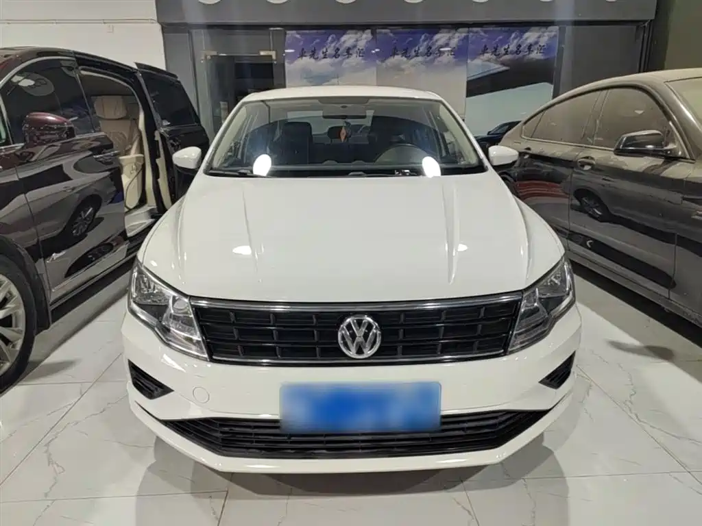 Volkswagen Jetta 2017 1.5L Automatic Fashion фото 3