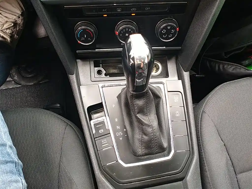 Volkswagen Lamando 2018 230TSI DSG Trend Edition фото 14