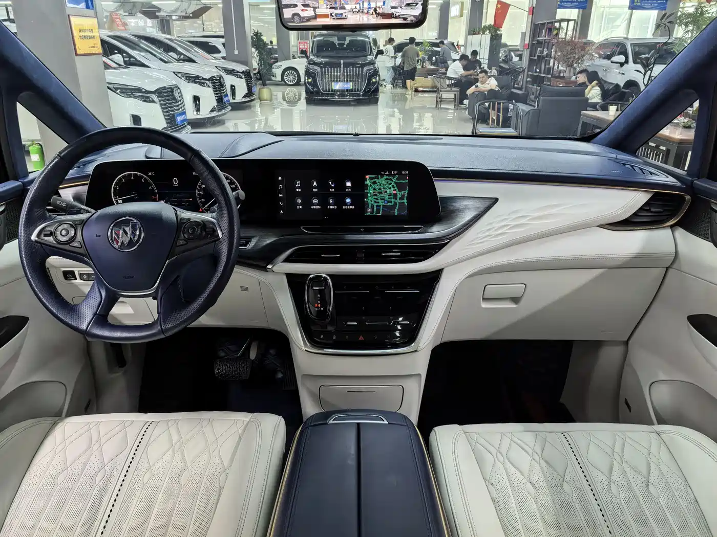 Buick GL8 2021 Avenir Aivia 4-Seater Prestige Edition фото 4