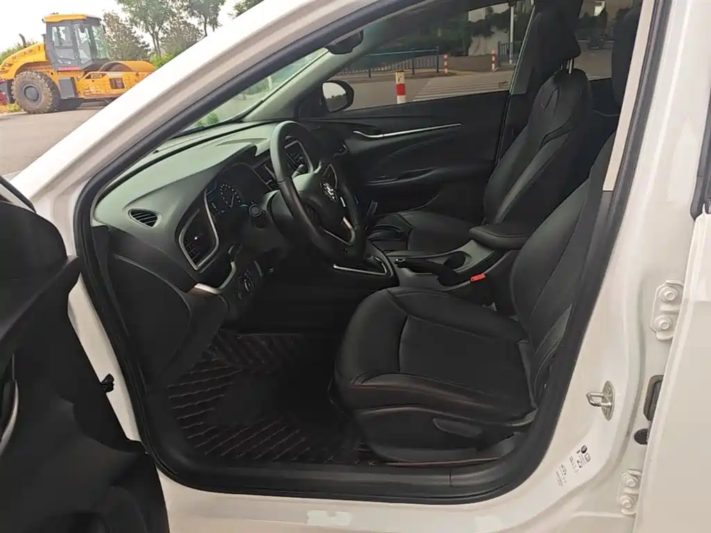 Buick Excelle GT 2019 18T Auto Connected Elite China VI фото 15