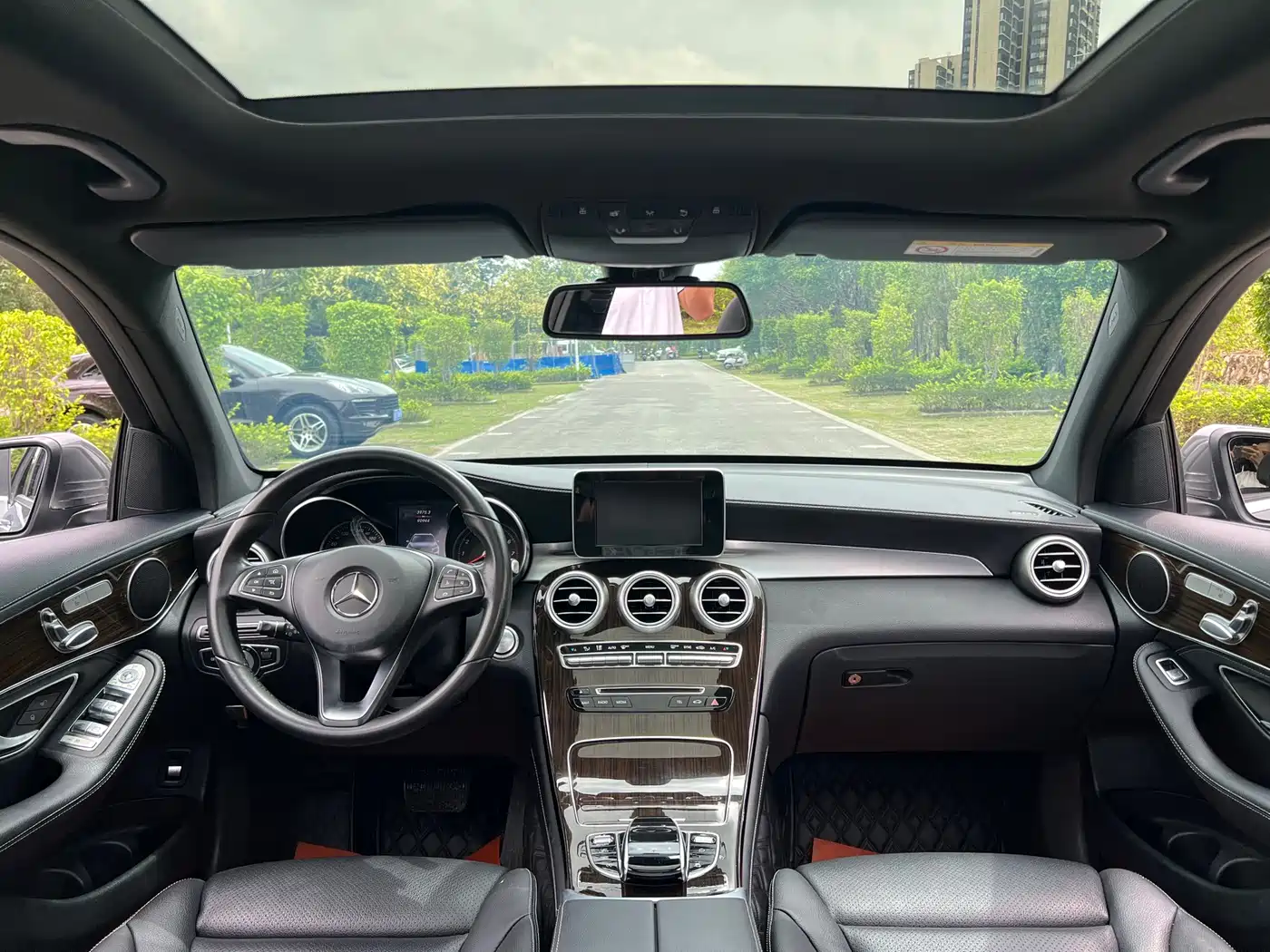 Mercedes-Benz GLC 2019 GLC 260 4MATIC Dynamic фото 15