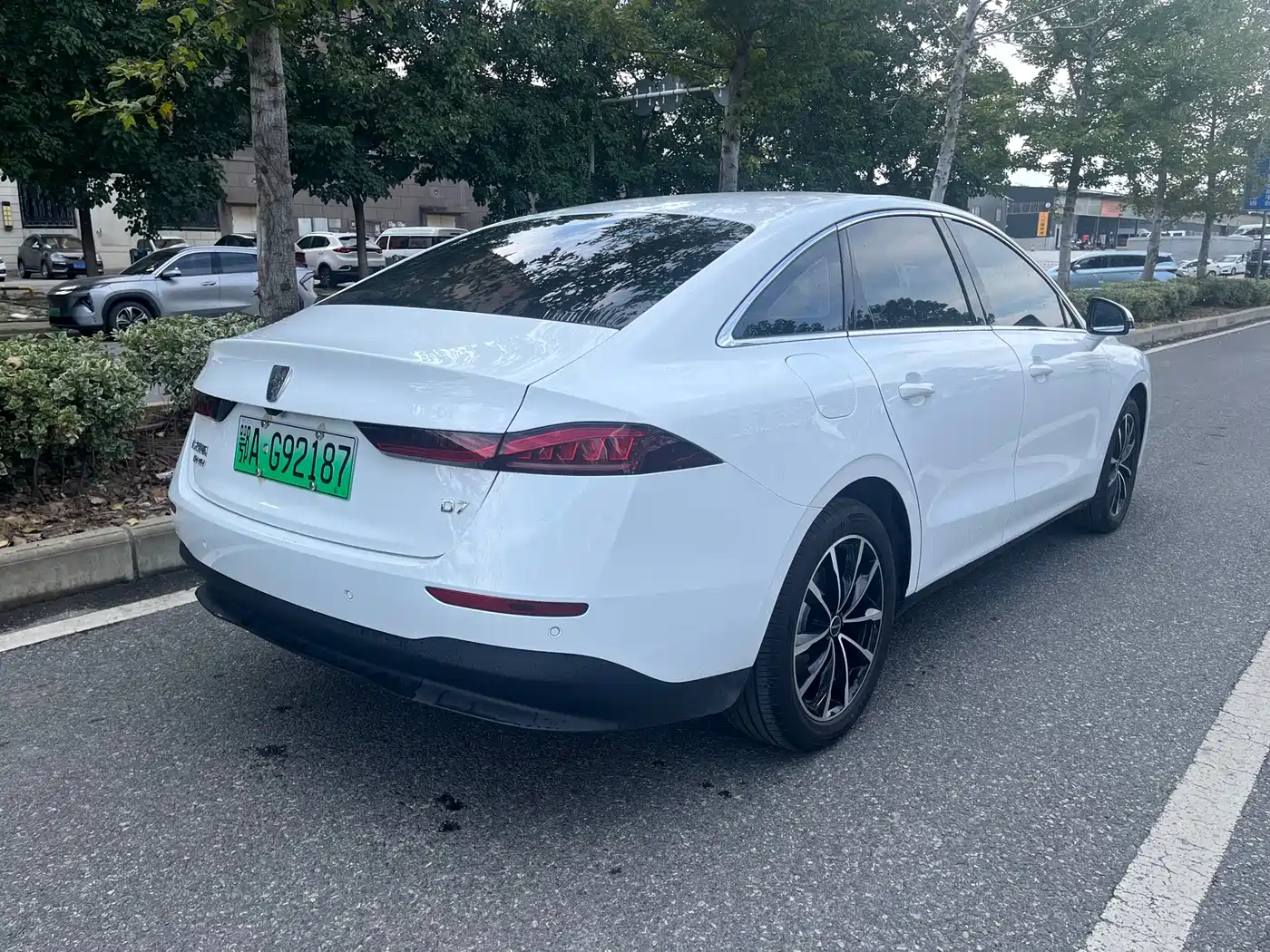ROEWE D7