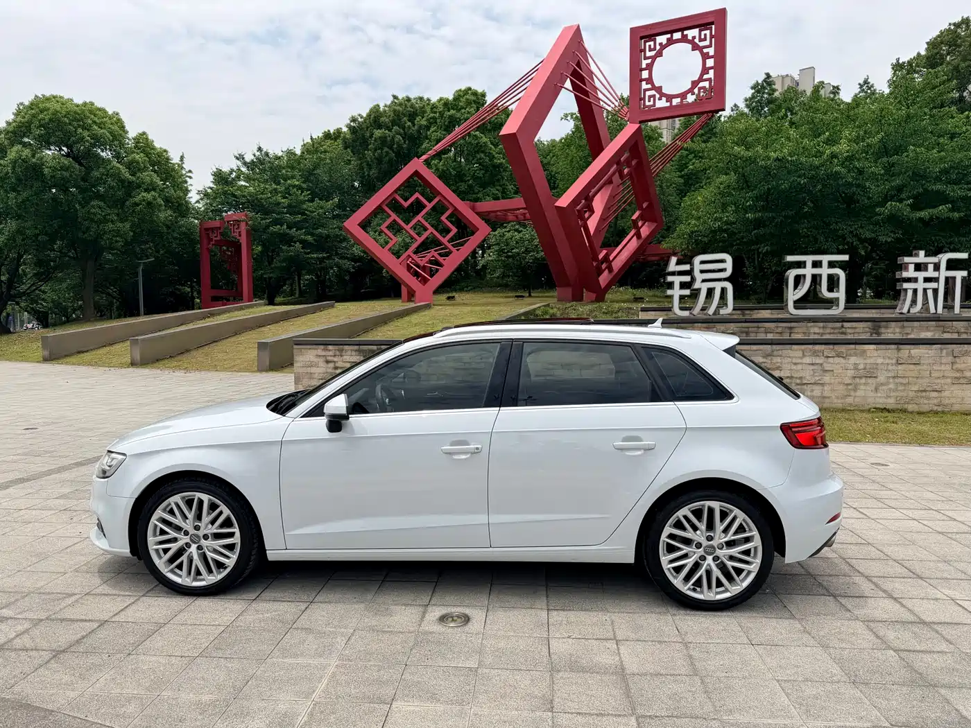 Audi A3 2018 30th Anniversary Sportback 35 TFSI Style фото 7