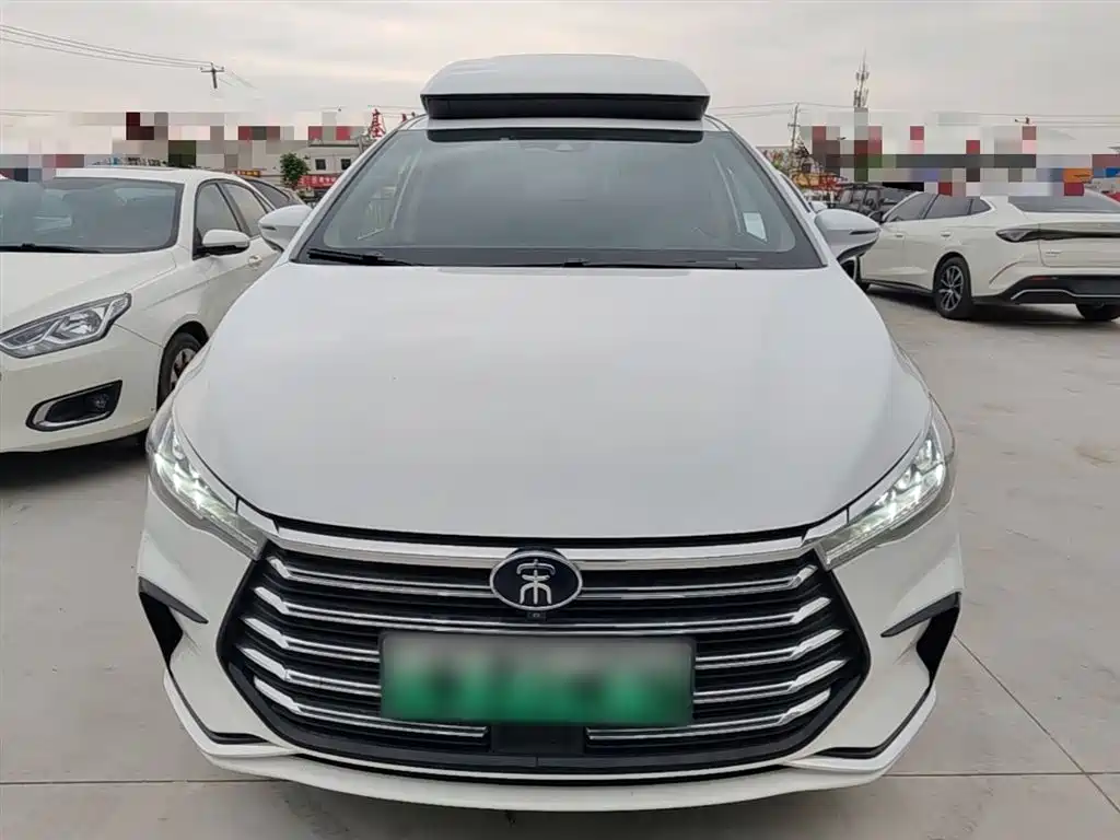 BYD Song MAX New Energy 2022 DM-i 105KM Executive Edition фото 3