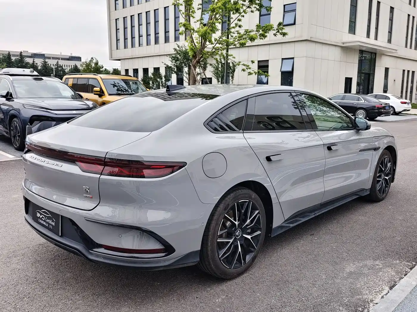 BYD Han 2025 DM-i Smart Driving Edition 125KM LiDAR Flagship фото 9