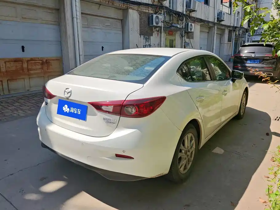 Mazda Mazda 3 2014 2014 Sedan 1.5L Automatic Luxury