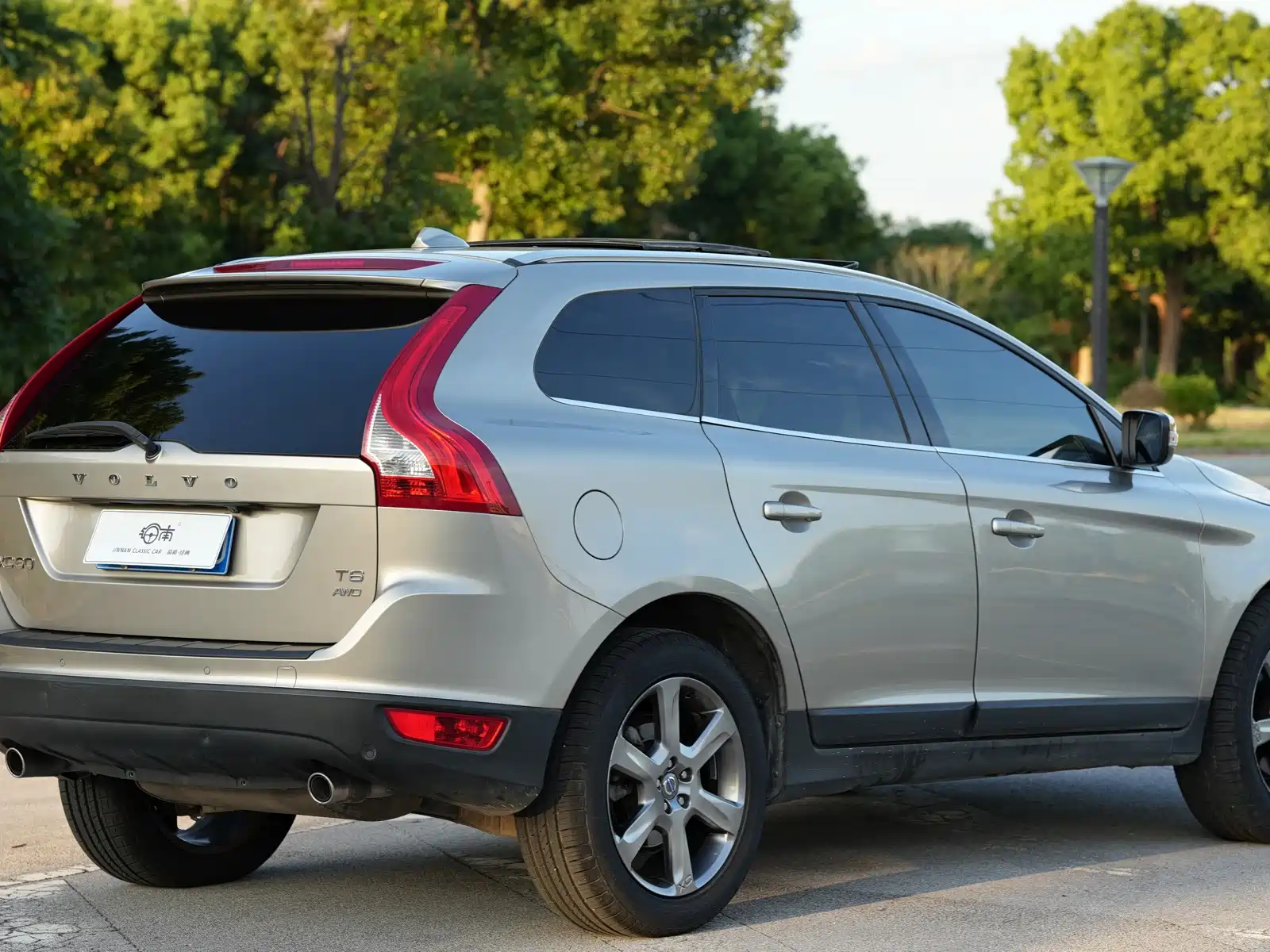 Photo 4 - Volvo XC60 (Import)
