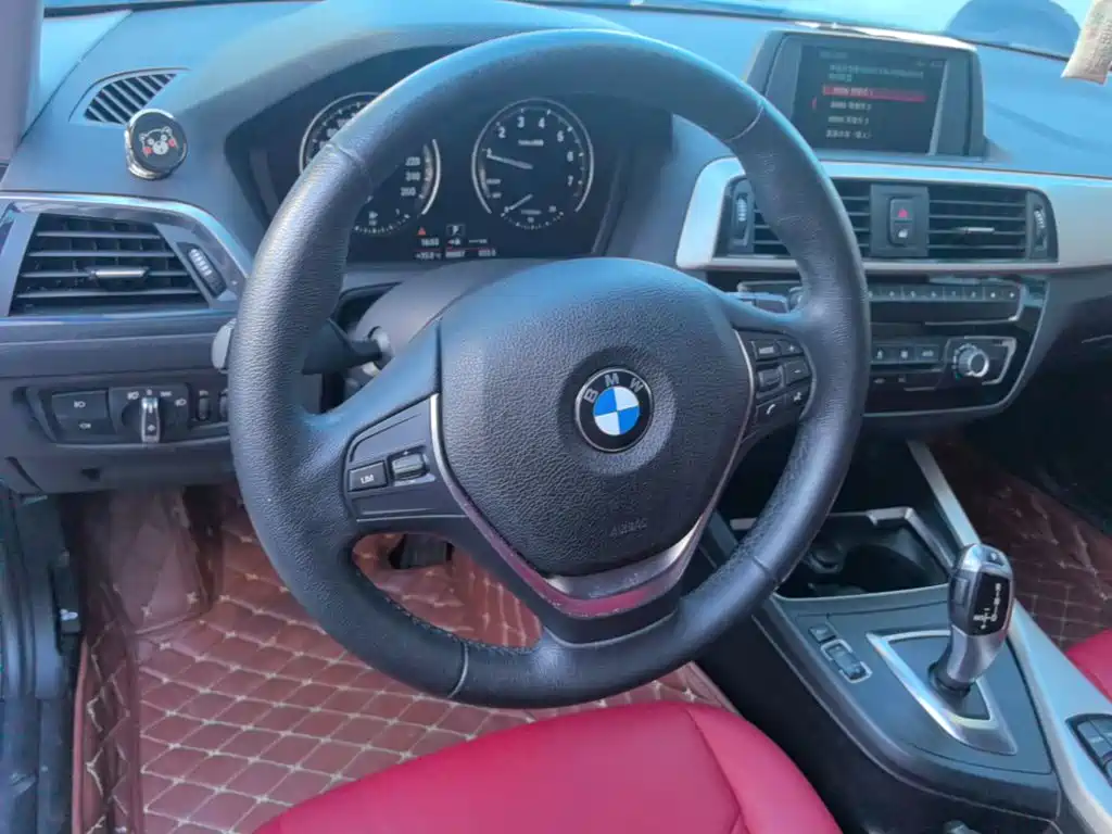 BMW 1 Series (Import) 2018 2016 118i Leading