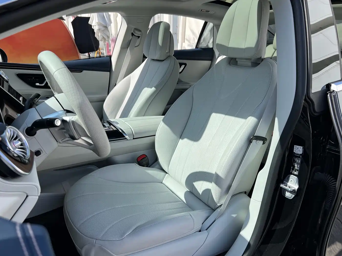 Mercedes-Benz EQE 2022 350 Pioneer Edition фото 22