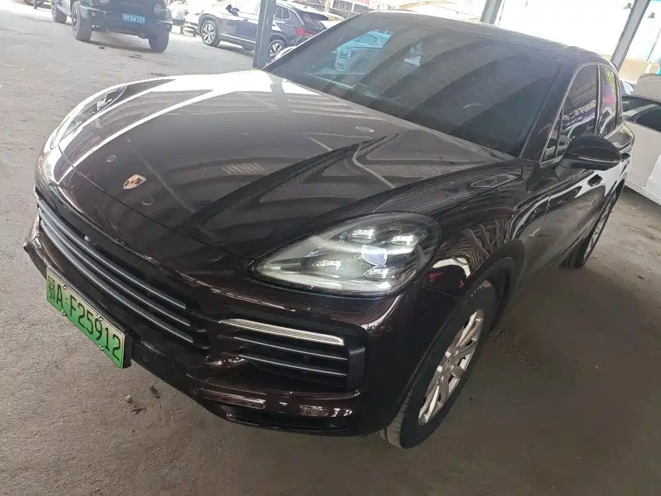 Porsche Cayenne New Energy 2019 — пригон из Китая