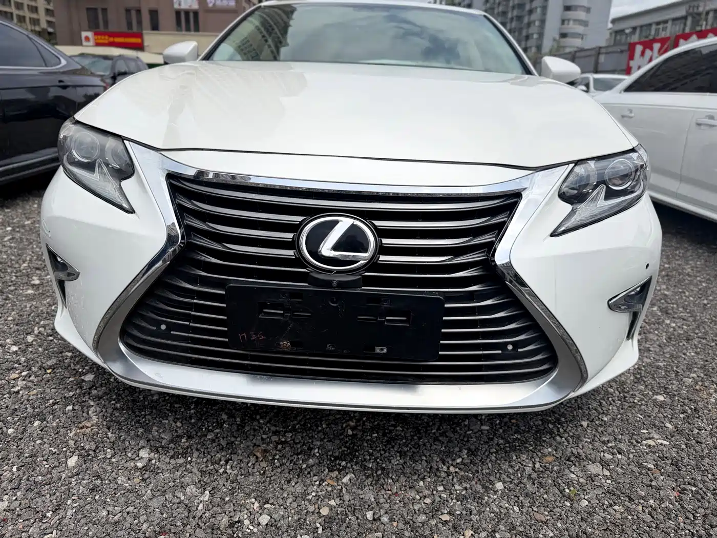 Lexus ES 2015 200 Elite Edition фото 10