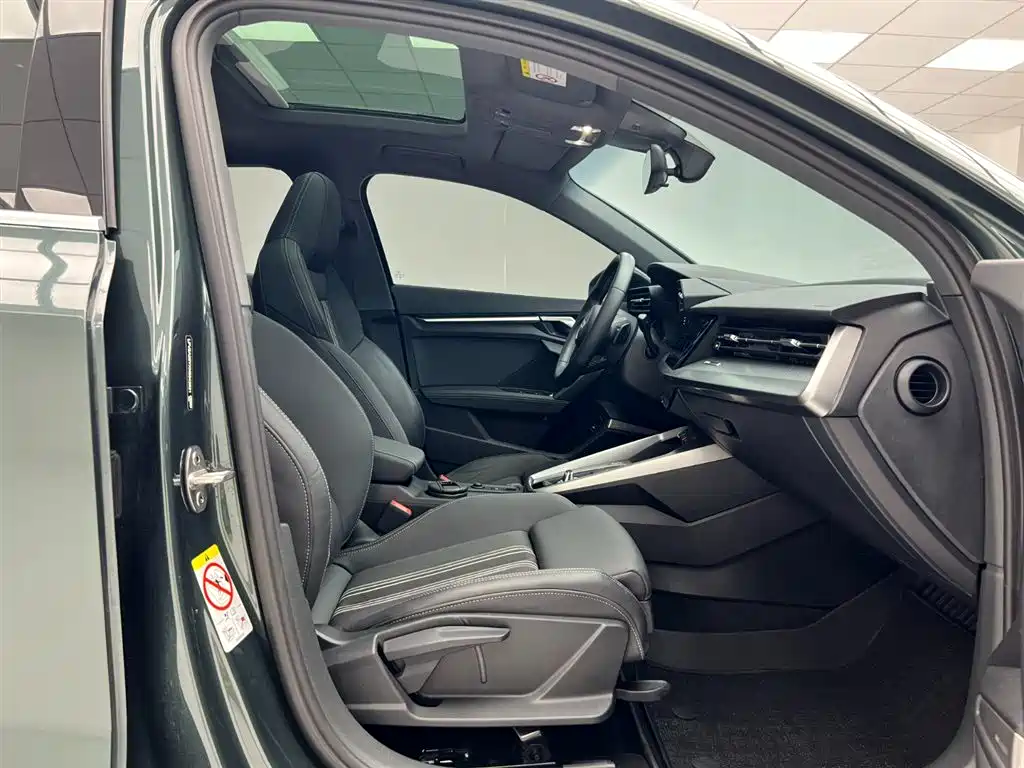 Audi A3 2022 A3L Limousine 35 TFSI Style Sport фото 8