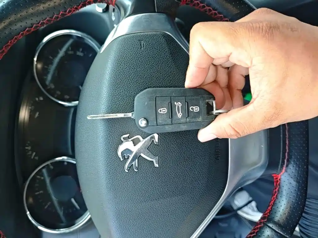 Photo 9 - Peugeot 3008