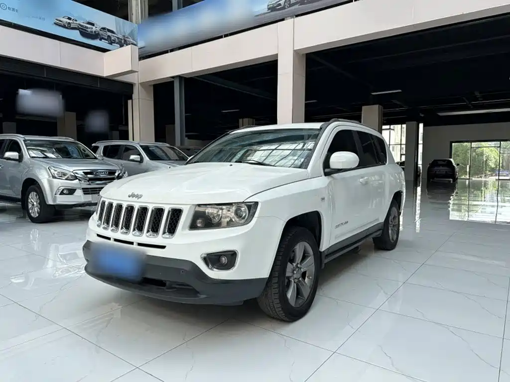 Jeep Compass (Import) 2017 2014 Facelift 2.4L 4WD Comfort Edition