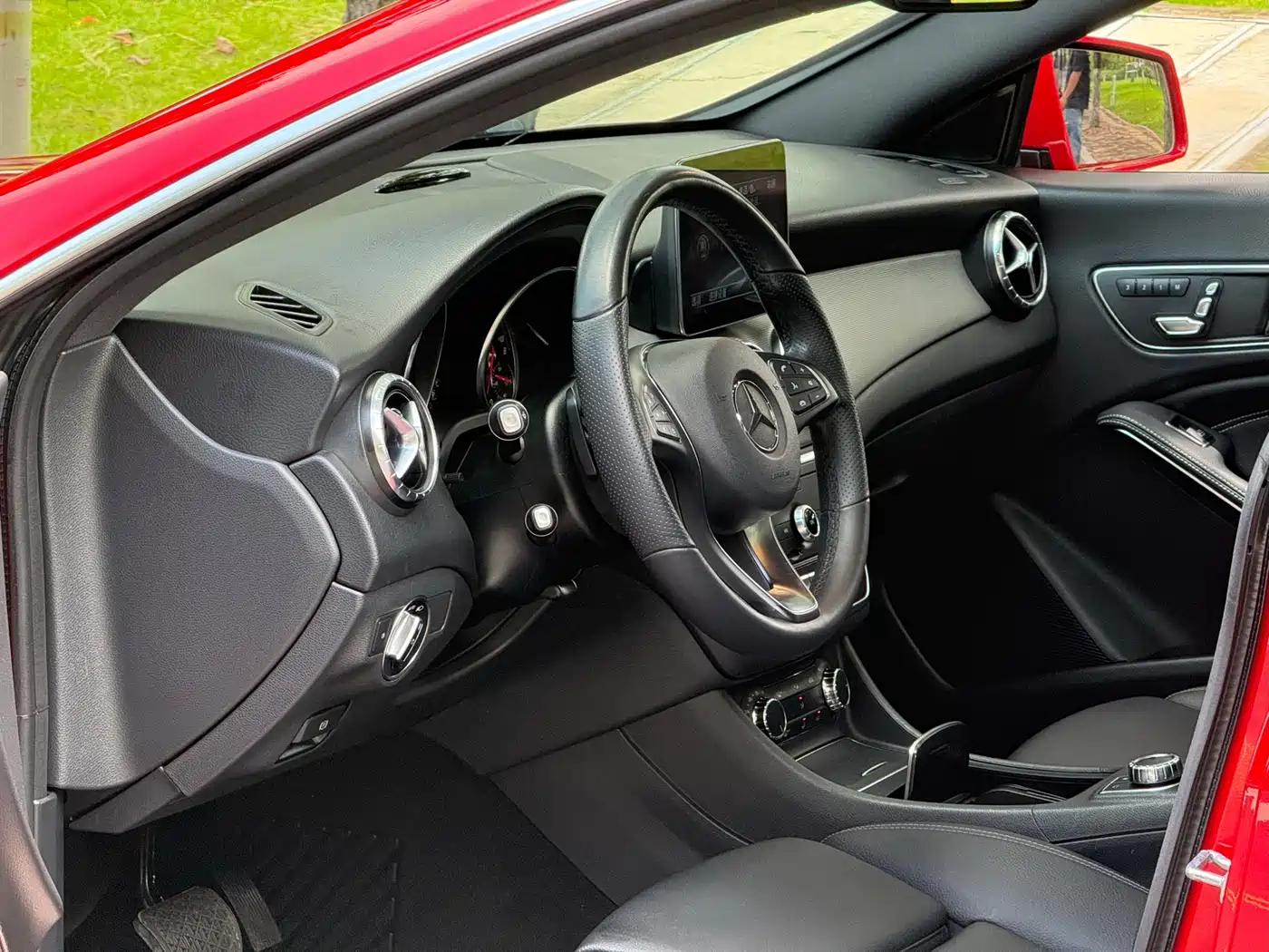 Mercedes-Benz CLA (Import) 2018 CLA 200 Fashion Edition фото 7