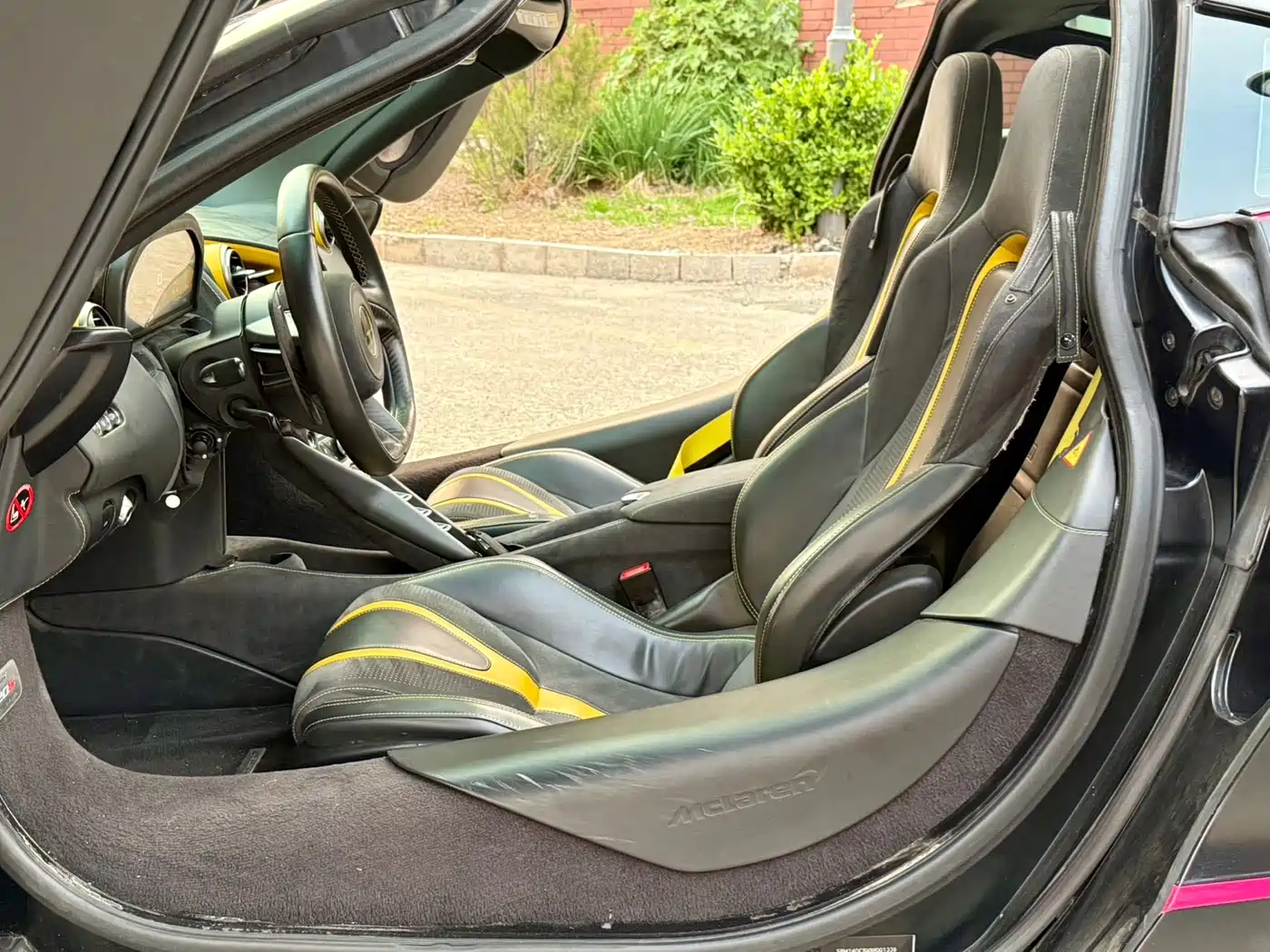 McLaren 720S 2019 4.0T Coupe фото 9