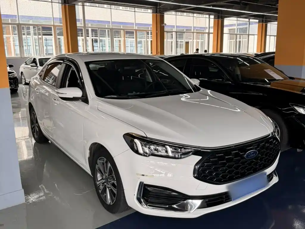 Ford Escort 2022 2021 1.5L Automatic Diamond Edition