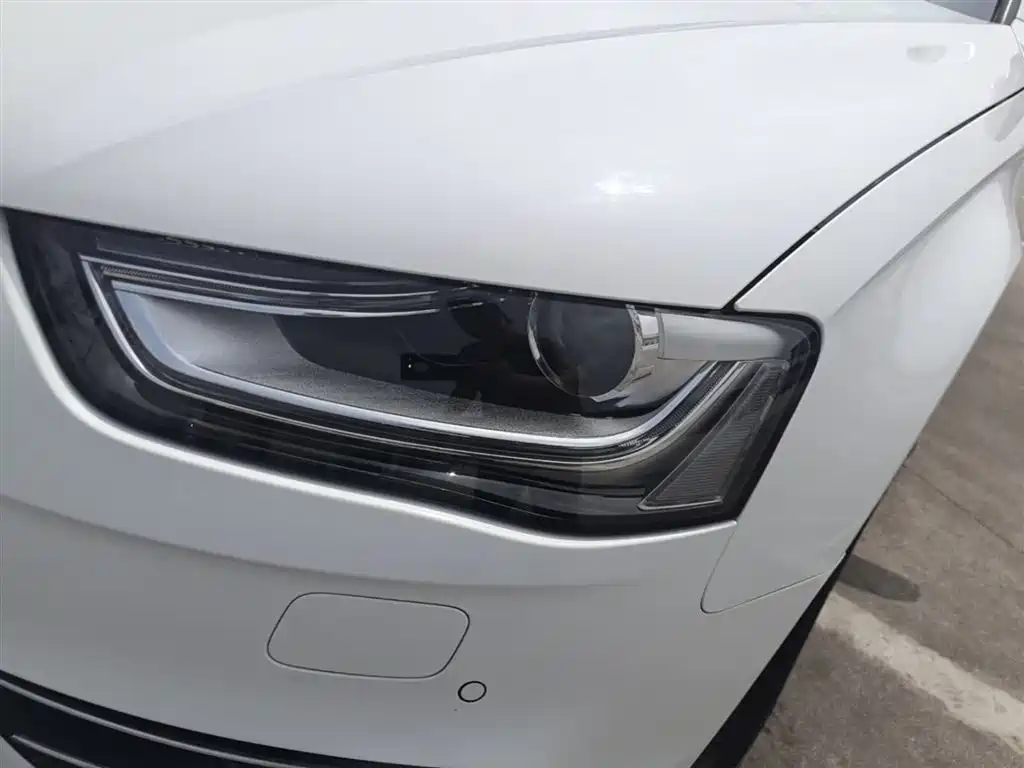 Audi A4L 2016 35 TFSI Collector's Edition Automatic Standard фото 24