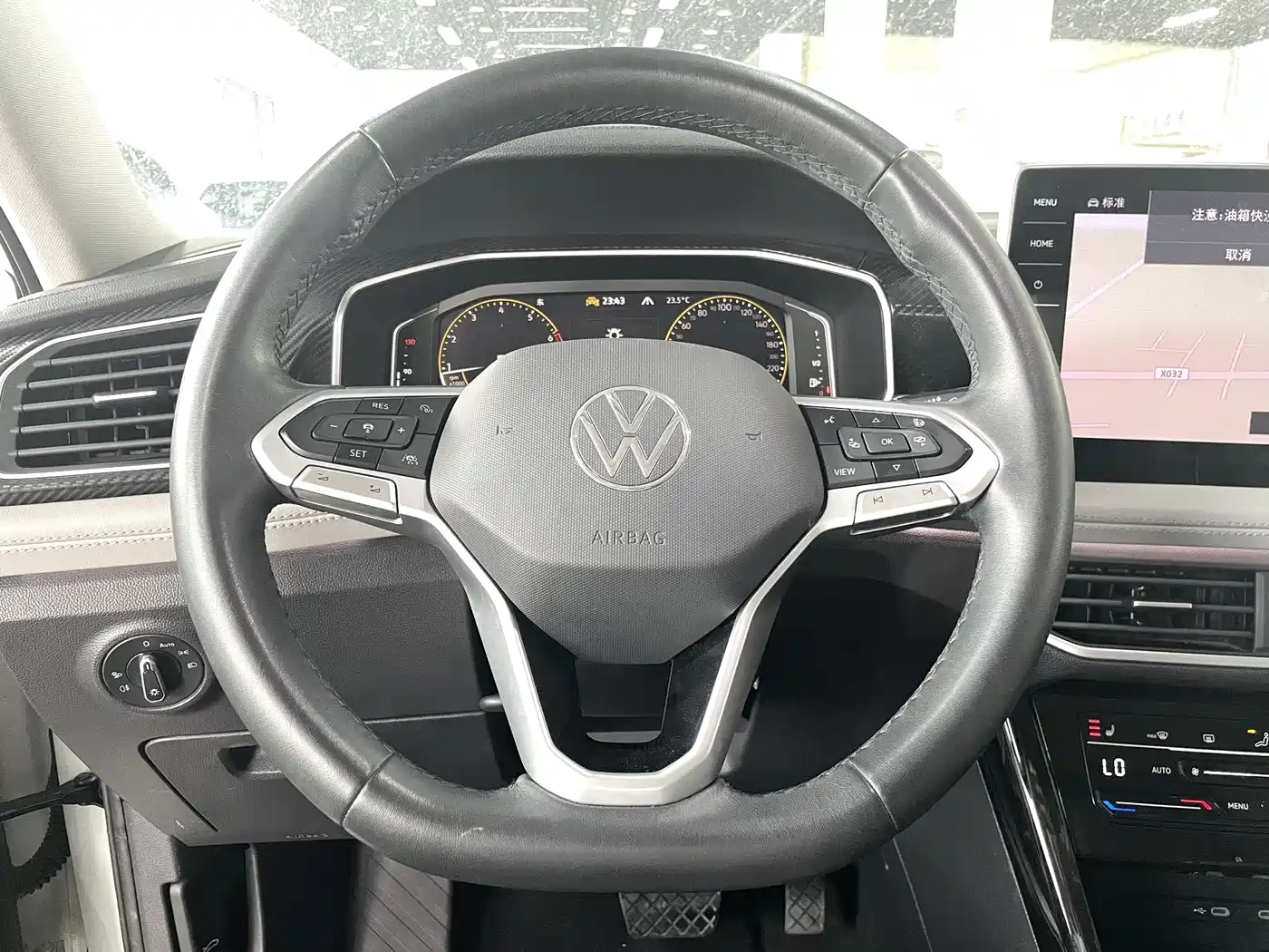 Volkswagen Tayron 2023 280TSI 2WD Luxury Plus Advanced Edition фото 19