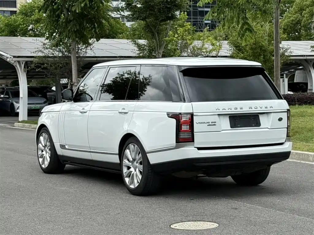 Land Rover Range Rover 2016 3.0 SC V6 Vogue SE Autobiography LWB фото 9