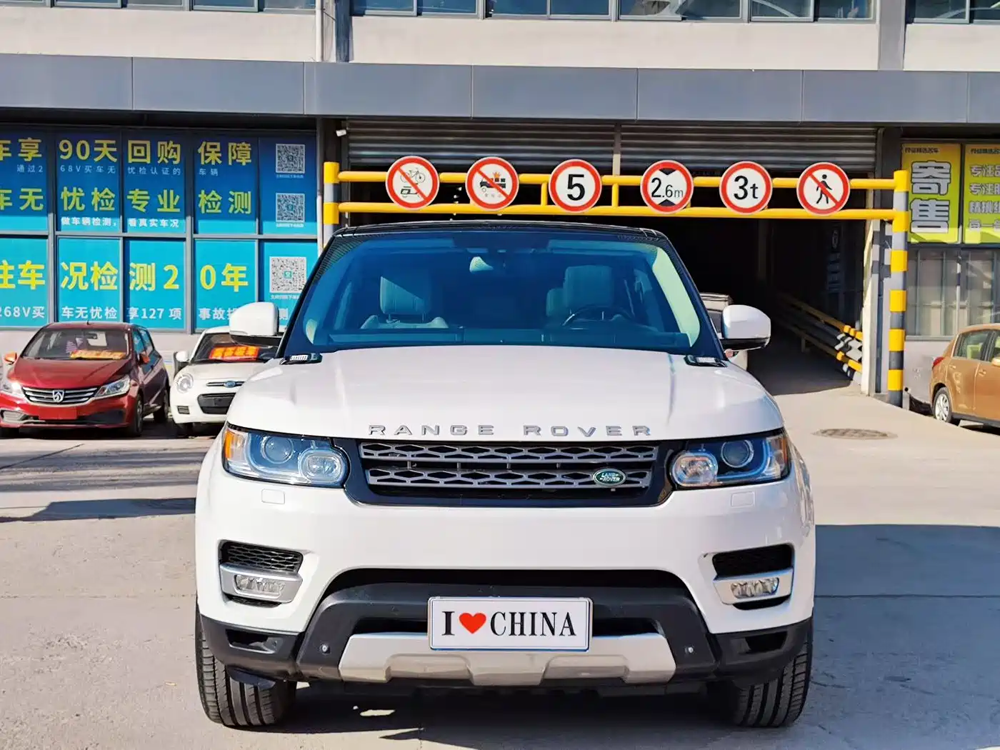 Фото 2 - Land Rover Range Rover Sport