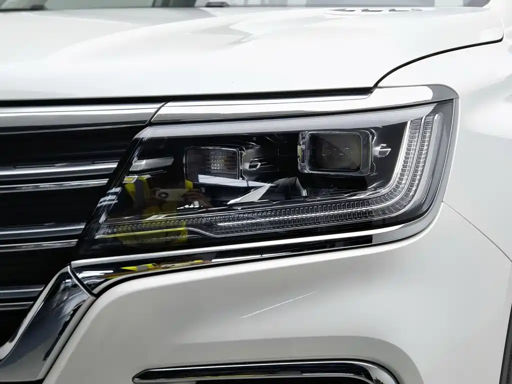 Roewe RX8 2023 2019 30T 2WD Flagship Edition
