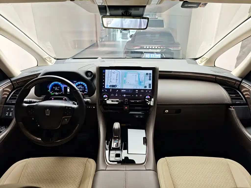 Toyota Vellfire 2025 2024 Crown Hybrid 2.5L Executive Premium Edition
