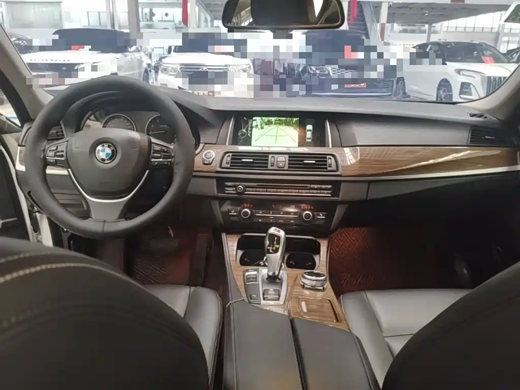 BMW 5 Series 2014 525Li Fashion Design Package фото 10