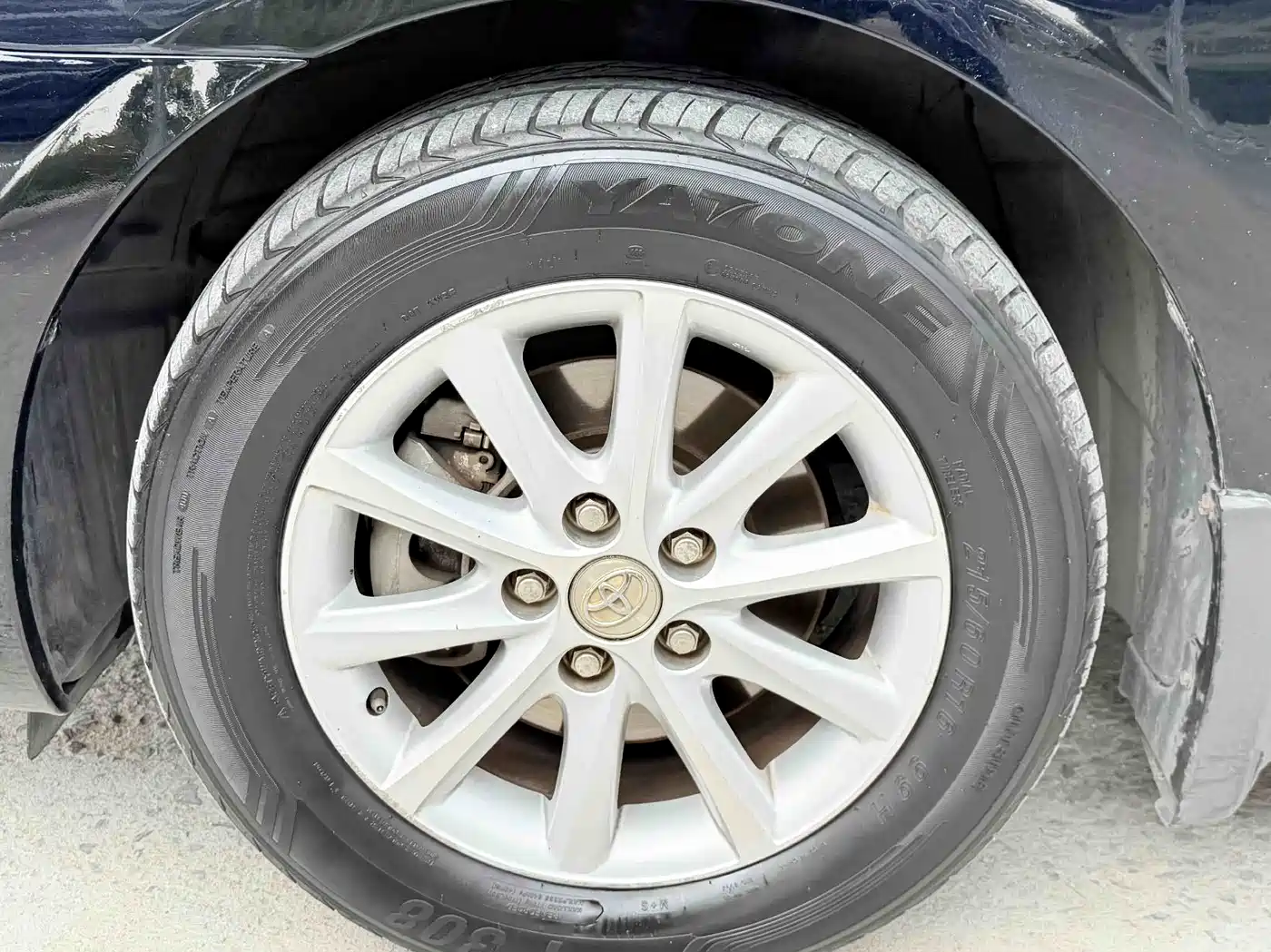 Toyota Camry 2009 Model 240G Luxury Edition фото 10