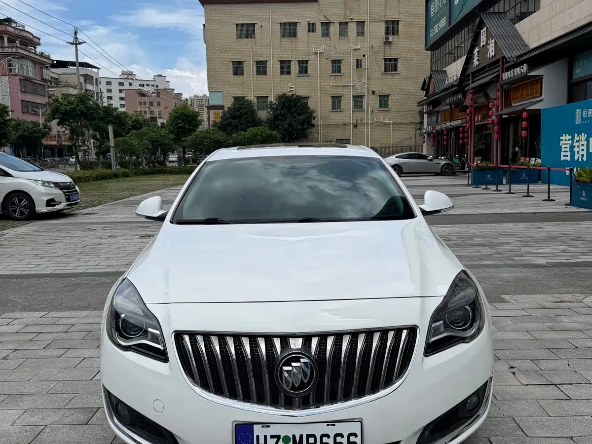 Buick Regal 2015 1.6T Leading Tech Edition фото 2