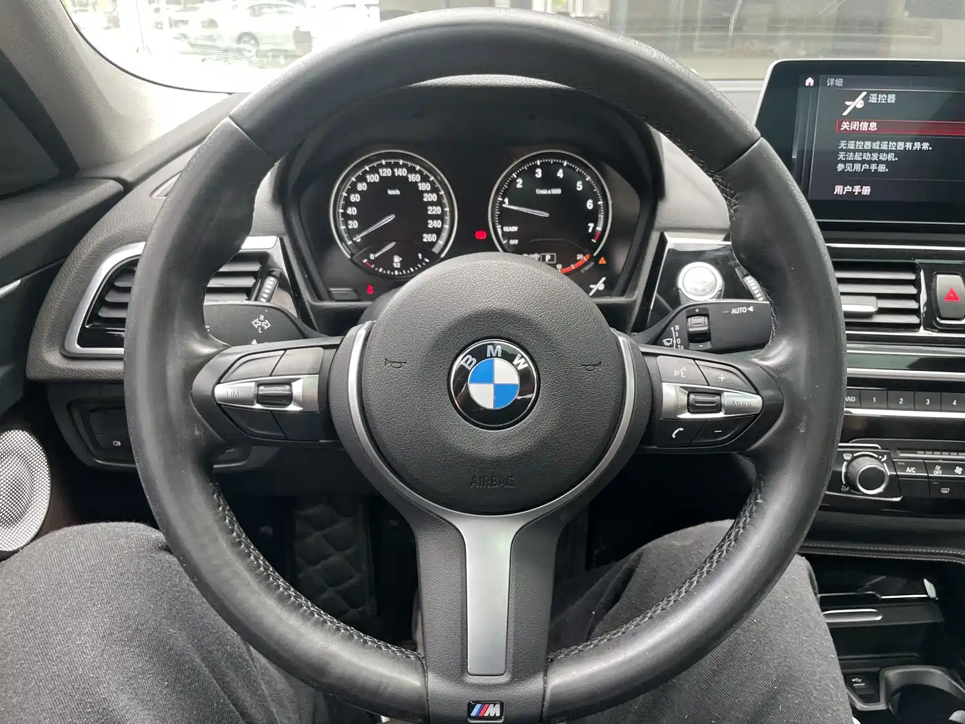 BMW 1 Series 2022 120i M Sport Shadow Edition фото 16
